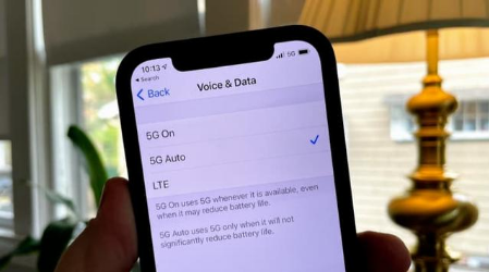 曲麻莱苹果手机维修分享iPhone 12如何打开或关闭5G网络 