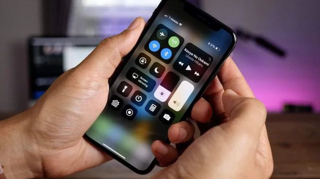 曲麻莱苹果手机维修分享iPhone 12信号差怎么办 